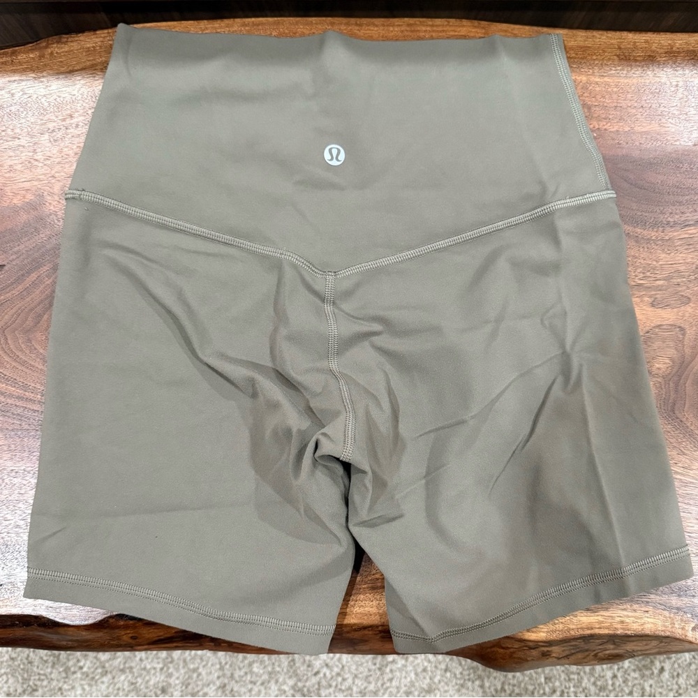 lululemon athletica Align Short 6 in NOMAD